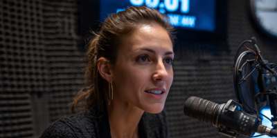 Helen ist die Stimme der KI-News